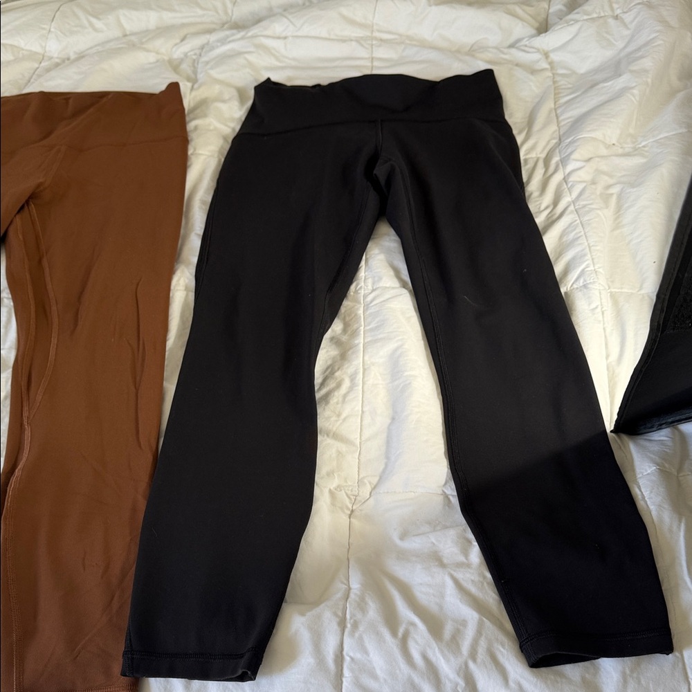 lululemon athletica Leggings in Black and Brown 2 - Picture 4 of 10